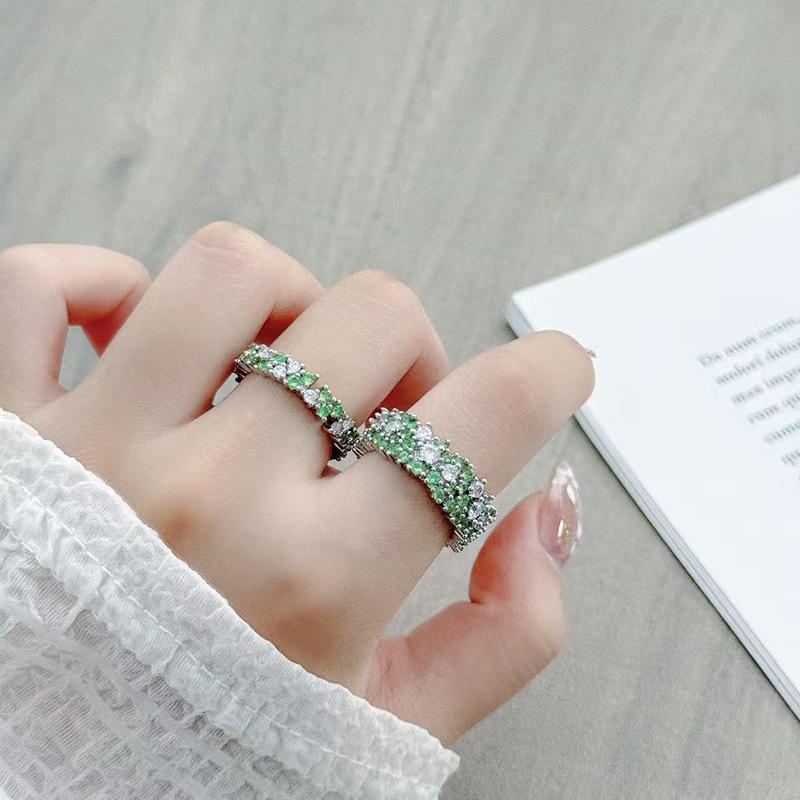 Green~ Lucky Grass Olive Green Four-Leaf Clover Zir*****Pen Ring Super Flash Light Luxury Stacked Ring