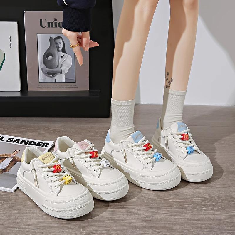 Little White Shoes Women's Spring 2025 Big Head Bread Shoes Versatile Platform Sports and Leisure Board Shoes Increase Height and Comfort
