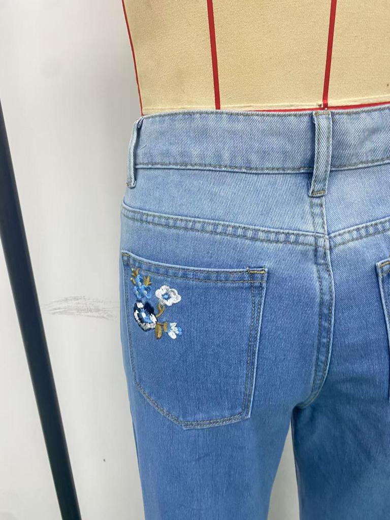 Women's Mid-Waist Straight Leg Embroidered Jeans - Popular Bestseller in Europe and America