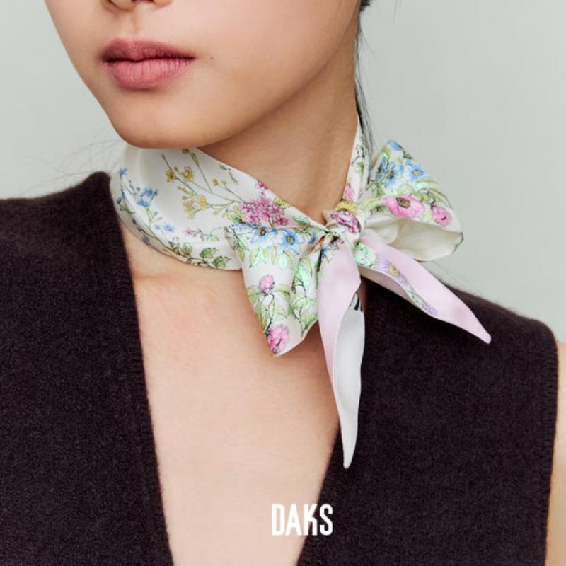 Daks Flower Petit Scarf Dcsc6e330iv