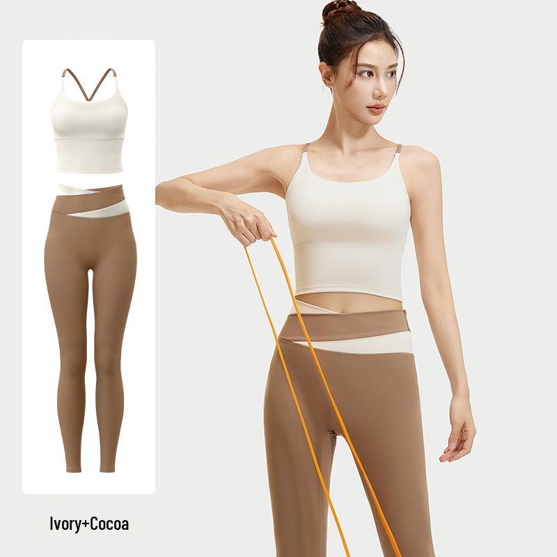 

Высокоэластичный спортивный бюстгальтер с ощущением обнаженности и цветные капри-леггинсы с перекрестной талией, комплект для йоги Extra Large