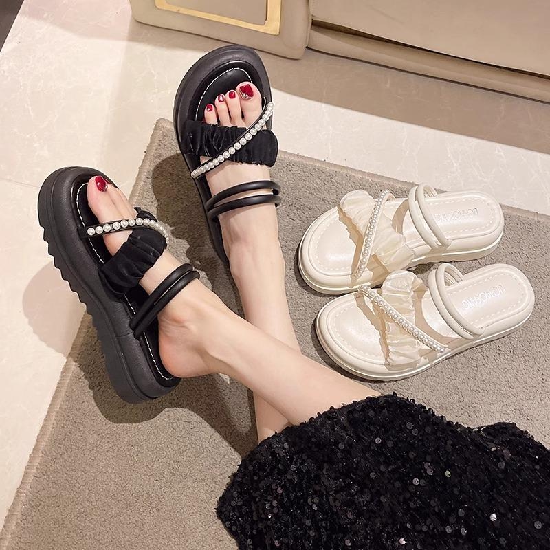 Stepping on shit sandals female summer 2025 new muffin heel shoe lift fairy wind thick sole two wear sandals soft sole half drag