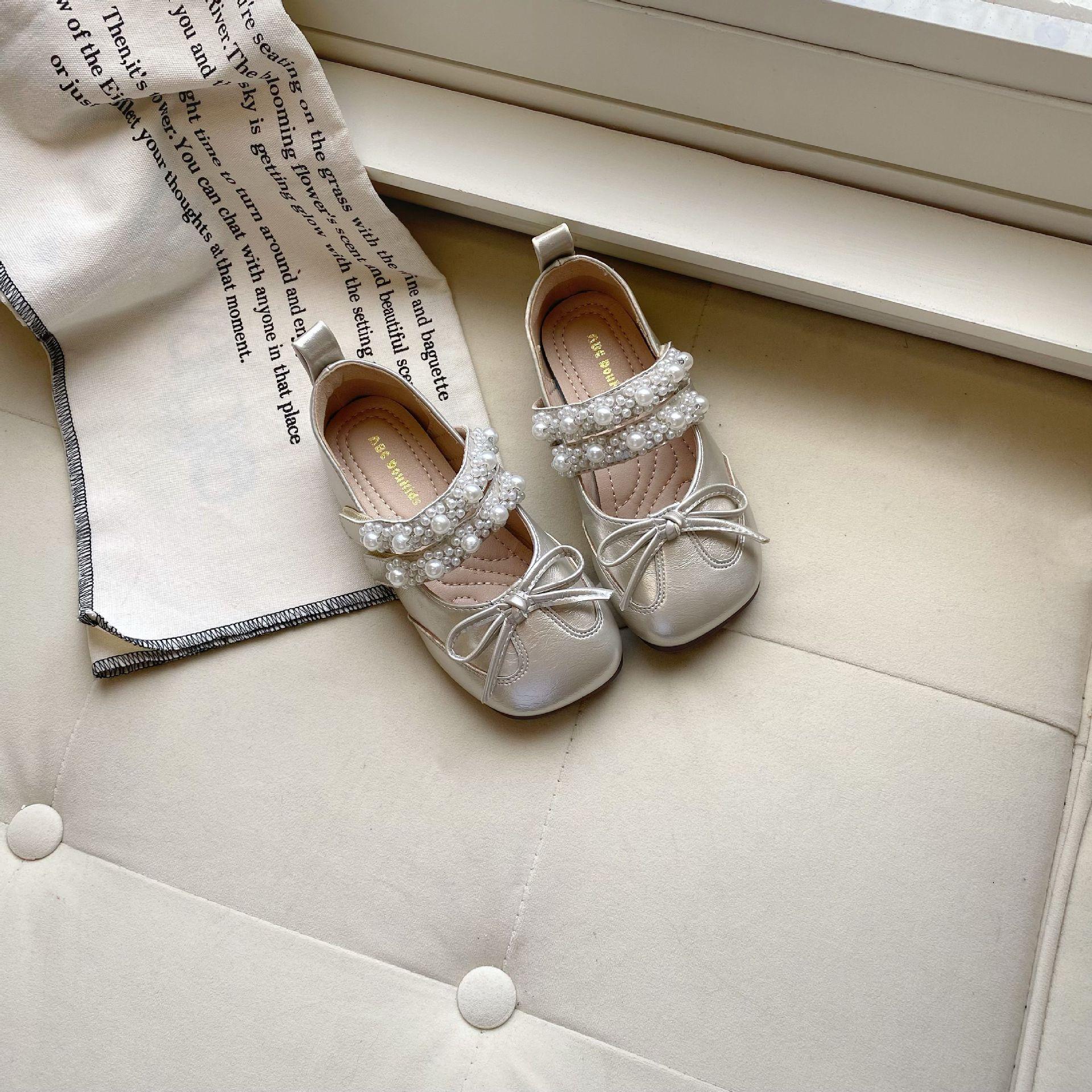 

Children s leather shoes season children s bow pearl princess shoes children s foreign Mary Jane single shoes 35 inner length 21.5cm абрикосовий