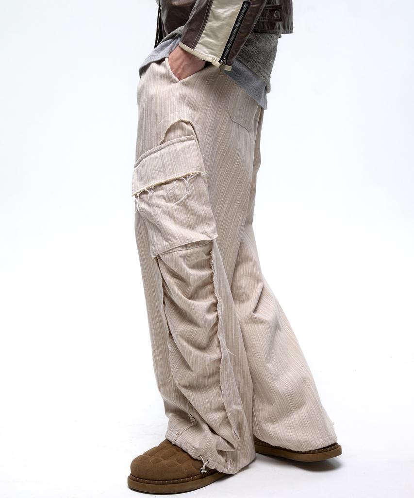 Aleseuseussi Wrinkle Mixed Stripe Cargo Pants - Beige