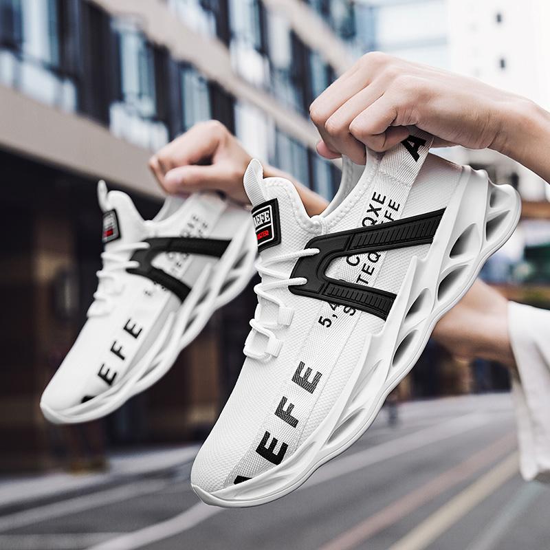 Vară Pantofi de mărime mare pentru bărbați Pantofi de bărbați respirabili Pantofi de plasă de țesut zburătoare Pantofi de alergare