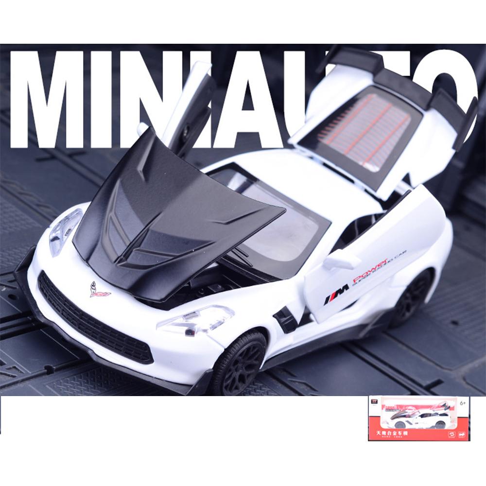 

Модель автомобіля Corvette ZR1 у масштабі 1/32. Легкосплавний автомобіль зі звуком та освітленням. Симуляція заднього ходу. Іграшковий автомобіль. Подарунок на день народження 1/32-Size:15*7*4cm чорний/білий