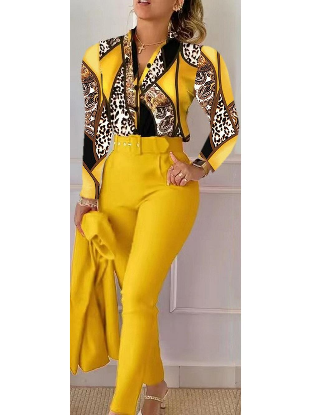 

Принтованный топ с длинным рукавом и однотонный брючный костюм с поясом XX-Large