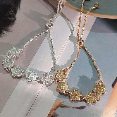 Fashion Bracelet Simple Zircon Flower Bracelet Minority Design Sweet Flower Alloy Jewelry.