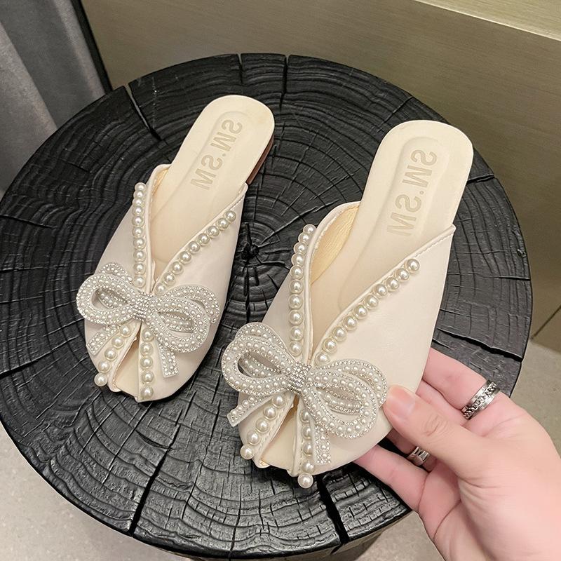 Baotou half slippers women's summer outer wear 2025 new versatile flat bottom pregnant women French pearl bow fish mouth sandals