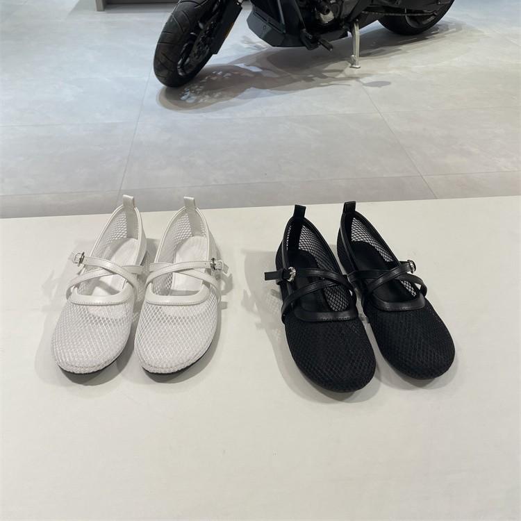 Frühling und Sommer neue Ballett-Mesh-Einzelschuhe Damenmode vielseitig hohl gekreuzte Schnalle Mary Jane Schuhe