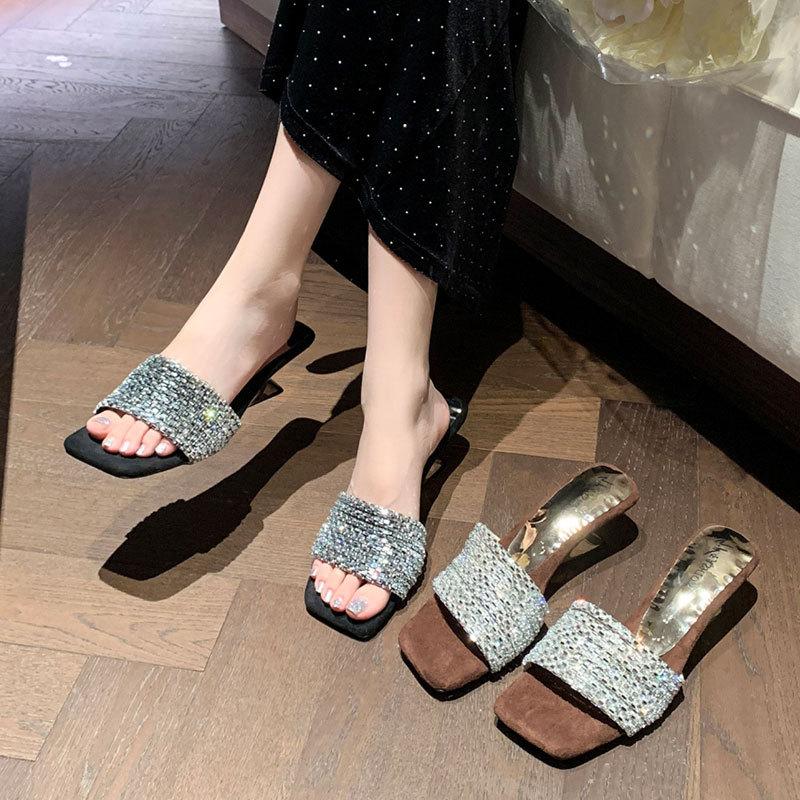 Beautiful temperament, one-word sandals for women's summer wear 2025 new rhinestone belt temperament, high-heeled cool slippers for women