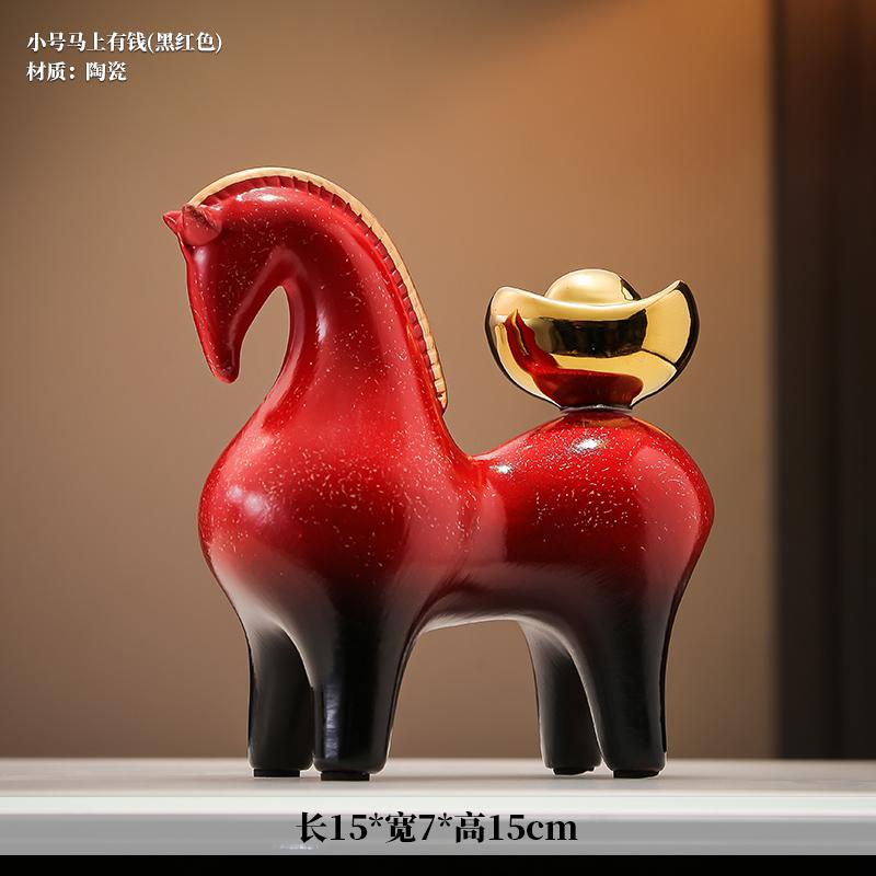 Glückliches Pferd Keramik Kleines Ornament Haus Wohnzimmer Skulptur Ornamente Geschäft Büro Empfang Eröffnungsdekoration Einweihungsgeschenk