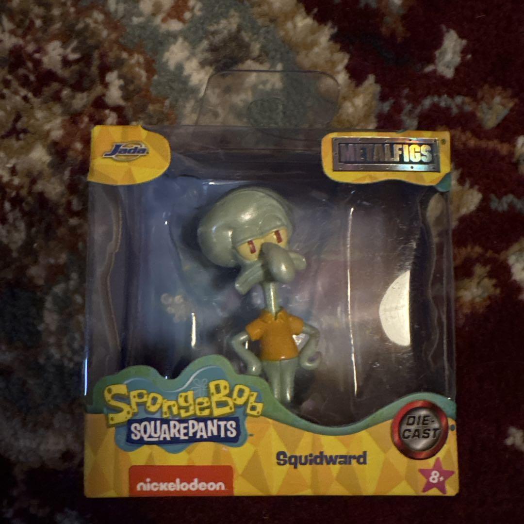 

[USED] SpongeBob SquarePants Squidward Figure