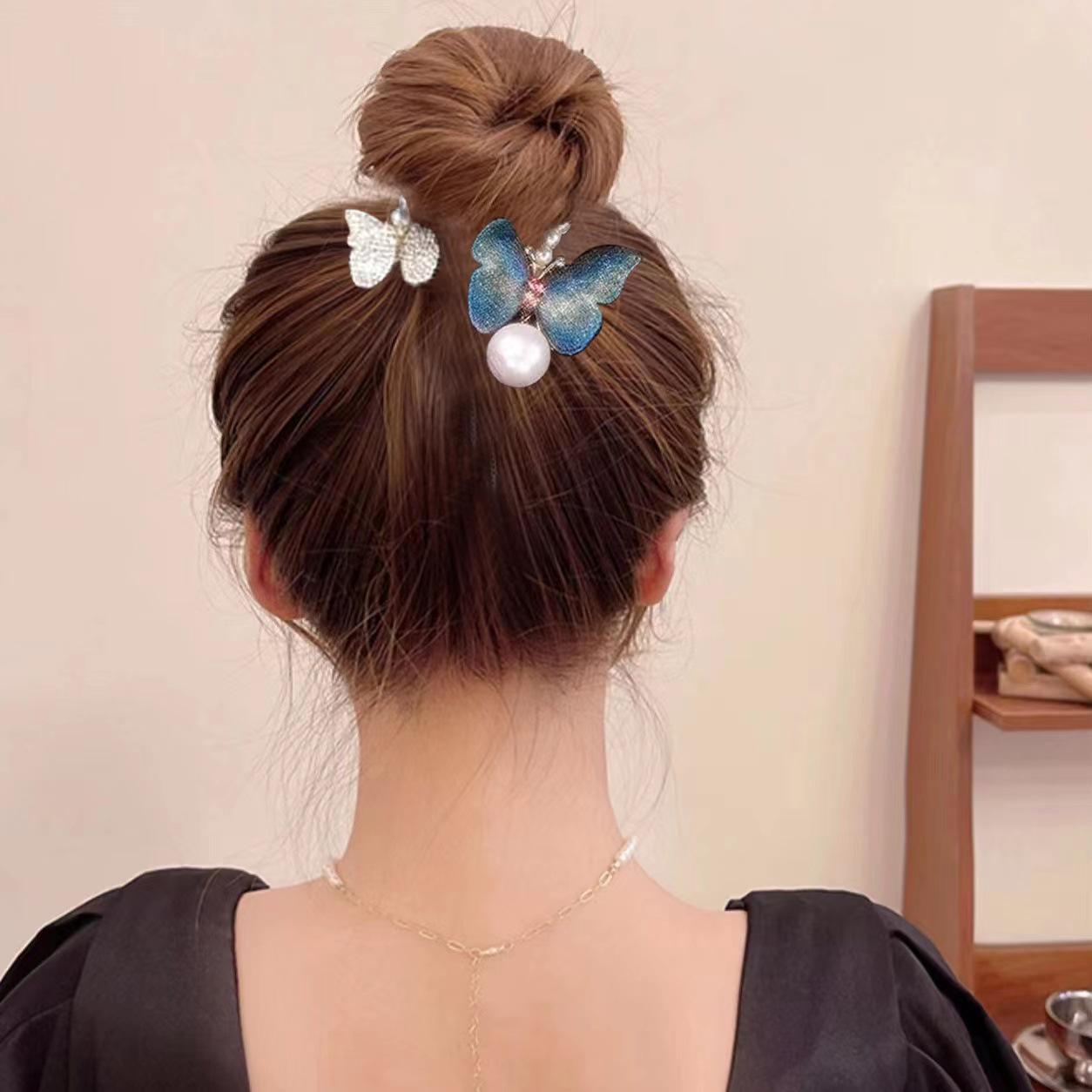 

Luxury Embroidered Butterfly Bun Hair Clip – High-End Retro Updo Accessory