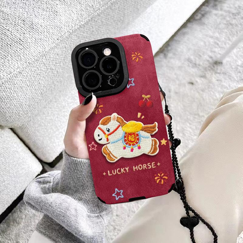Applicable to Apple 17promax mobile phone case iPhone16 embroidered pony bracelet 15 New Year's 14 silicone anti-drop 13