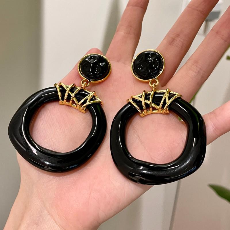 Vintage Black Series Stud Earrings 925 Silver Needle Minimalist High-End Personality Accessories for Women