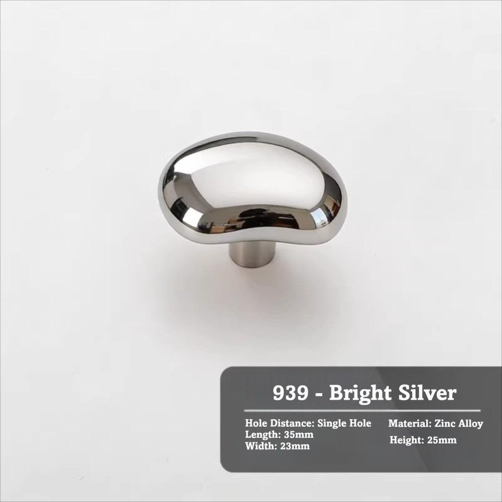 Solid Vintage Furniture Handles Nordic Style Alloy Wardrobe Handles Single Hole Dresser Hardware