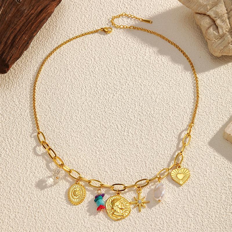 European and American Retro Style Gold Pendant Collarbone Chain Fashion Trend Titanium Steel Necklace Electroplated 18K Gold Stainless Steel Necklace