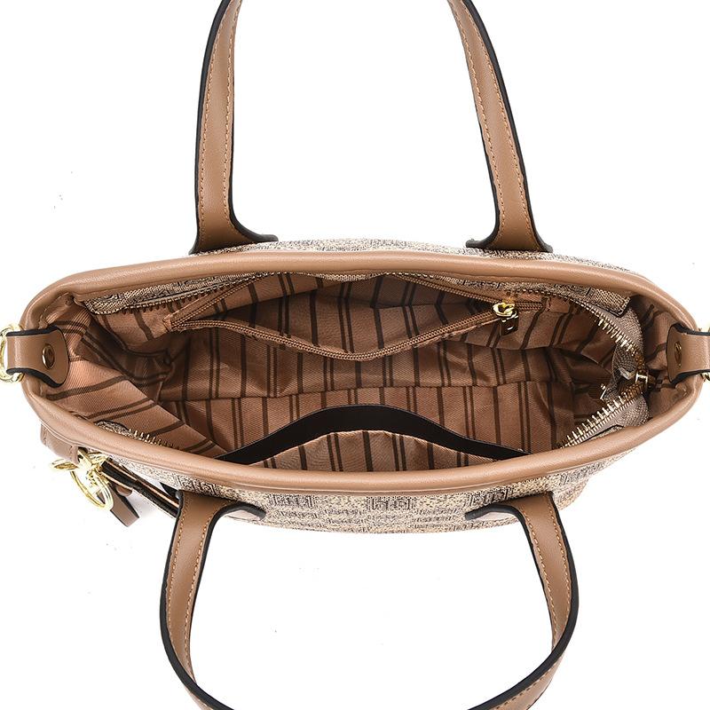 Bag Women's Bag 2025 Summer New Handbag Large Capacity Shoulder Bag Retro Plaid Messenger Bag Factory Price