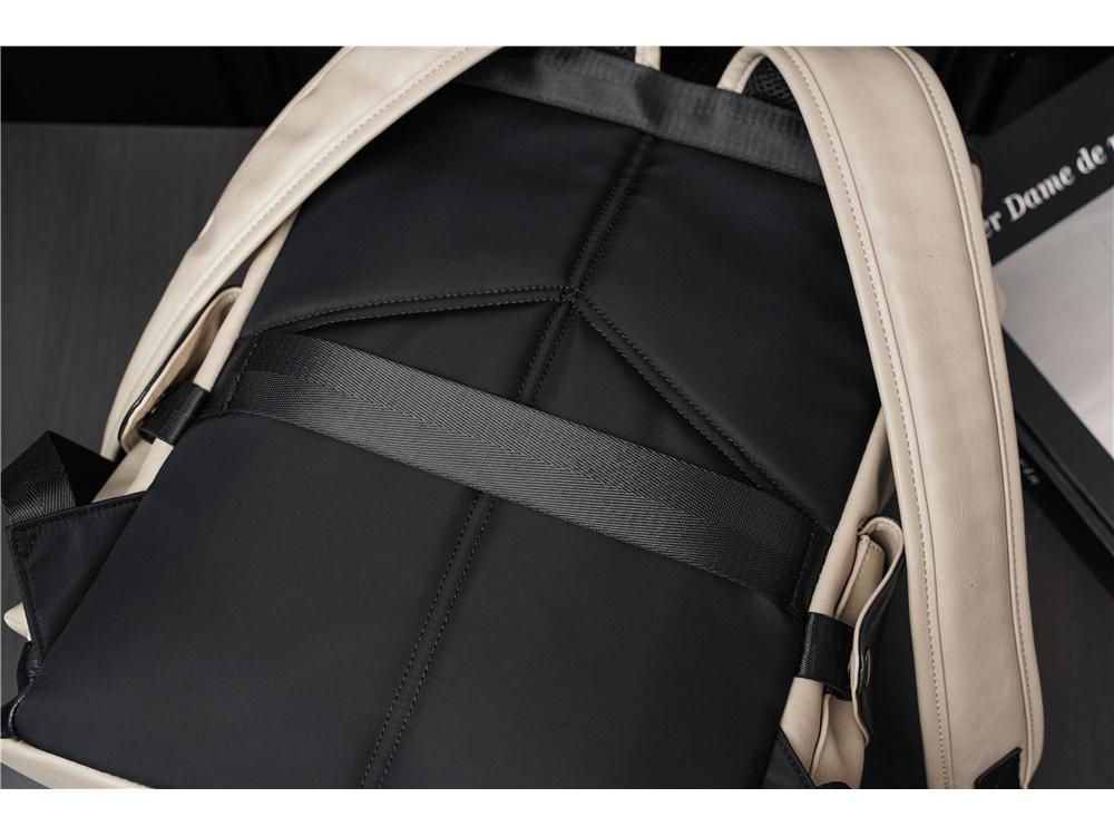 Herren Lederrucksack: Trendiger lässiger Reise- und Schulrucksack für Studenten