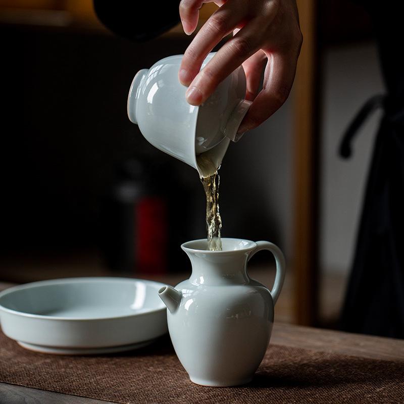 Antique glaze large cover bowl teacup retro style household ceramic single Sancai tea bowl Kung fu tea set hand grab bowl