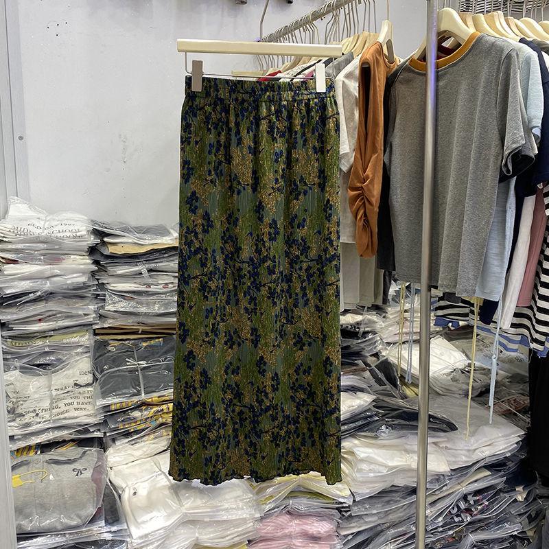 High-End Women's Floral Pleated Midi Skirt - Summer Fashionable, Age-Reducing, High-Waisted A-Line Design