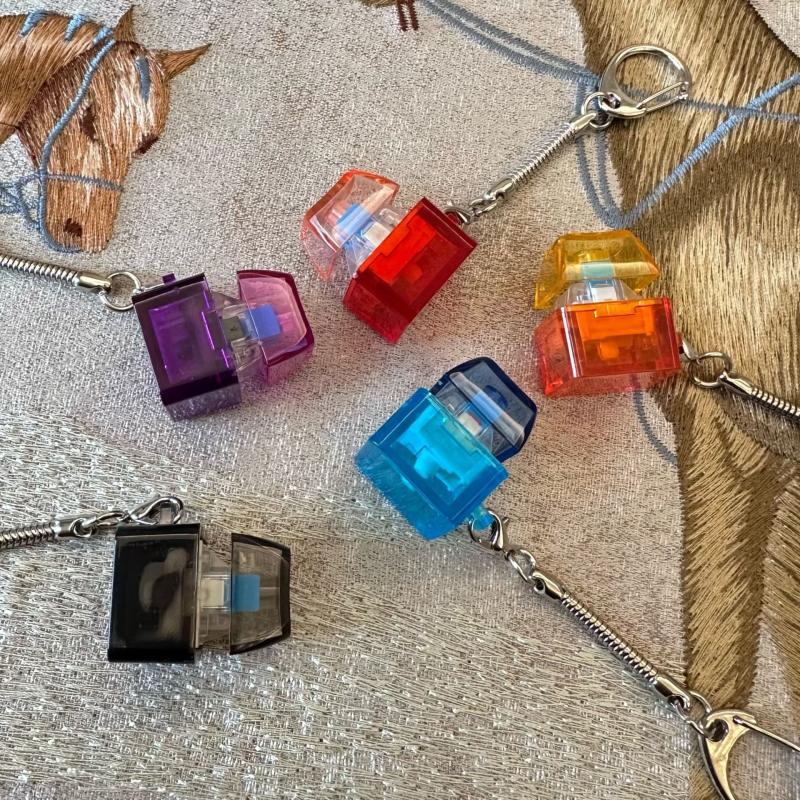 Led Keyboard Key Chain Toy Stress Relief Diy Button Finger Keyboard Caps Toy Small Gifts Small Gadgets Keychains