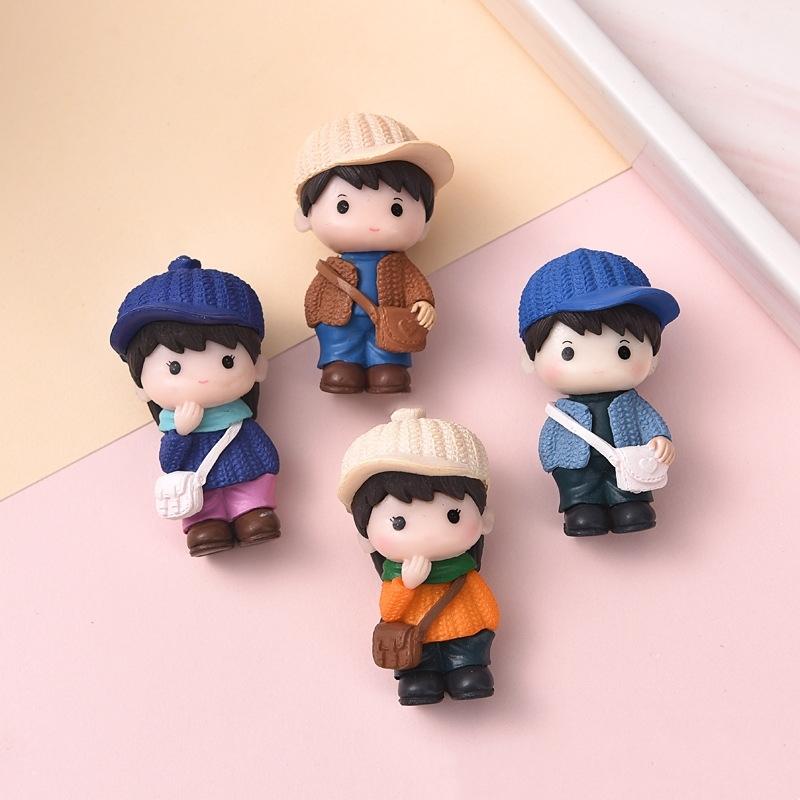 4 PCS Cartoon Shoulder Bag Couple Doll Creative Bedroom Desktop DIY Ornament Boy Girl Doll Miniature Doll Valentine's Day Gift