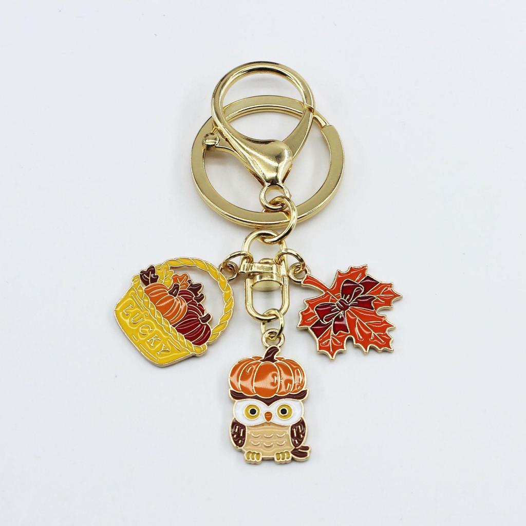 Thanksgiving Alloy Enamel Keychain: Mushroom, Turkey, Pumpkin, Scarecrow Pendant Ornaments for Harvest Gifts