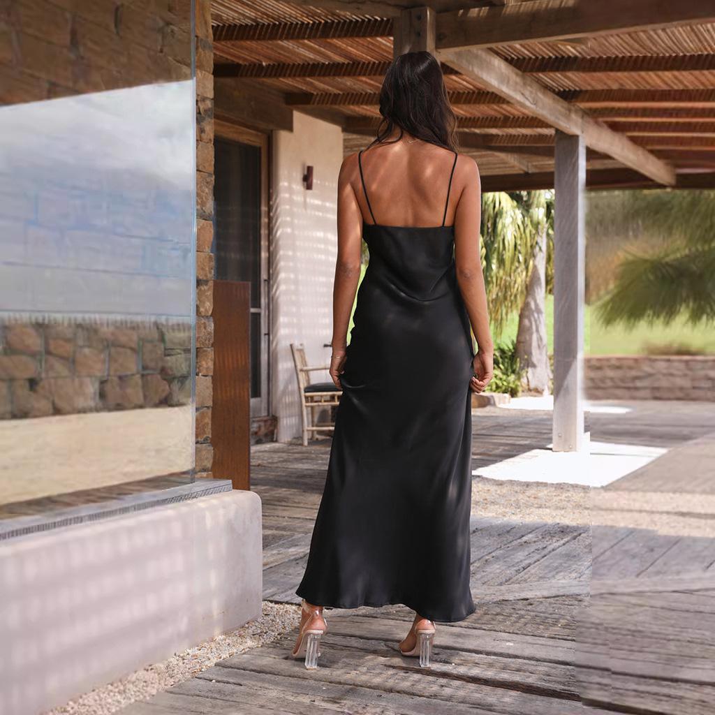 Women's Sleek V-Neck Sleeveless Bodycon Dress with Slit and Backless Design