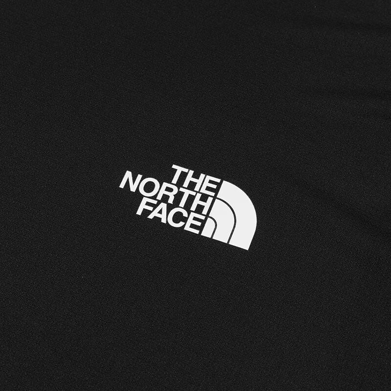 The North Face Men's Long-Sleeve T-Shirt