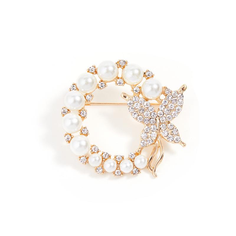 Korean Pearl Butterfly Brooch: Exquisite Pin for Women's High-End Silk Scarves