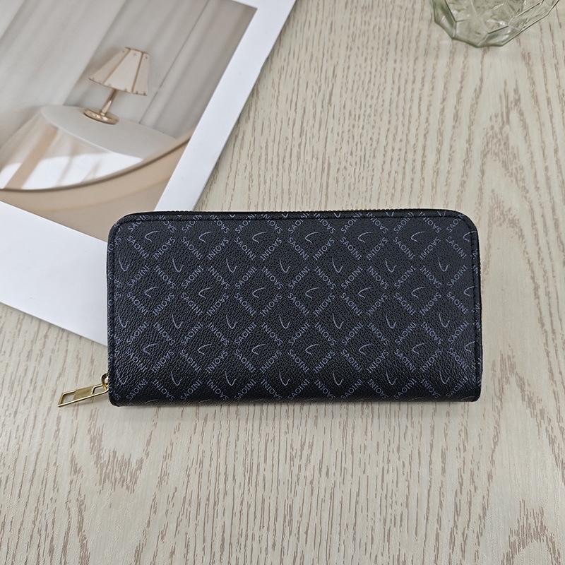 Vintage European & American Women's Long Wallet with Multi-Card Slots and Large Zippered Storage