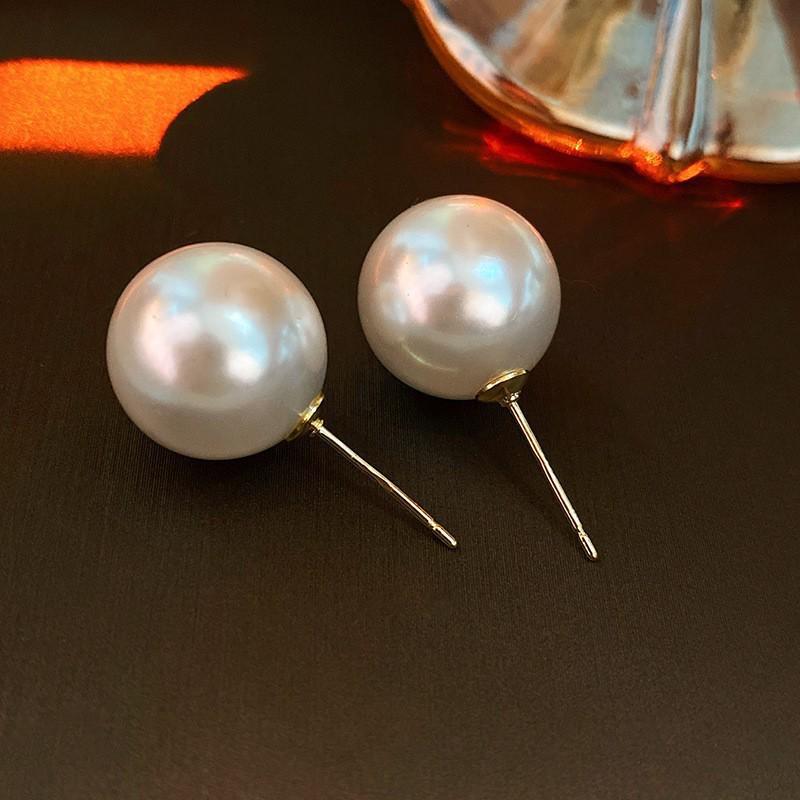 Vintage Silver Pearl Stud Earrings - Elegant Light Luxury Court Style