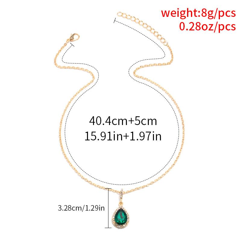Green artificial crystal necklace, elegant ladies accessories for autumn and winter, water drop retro niche high-end sweater chain