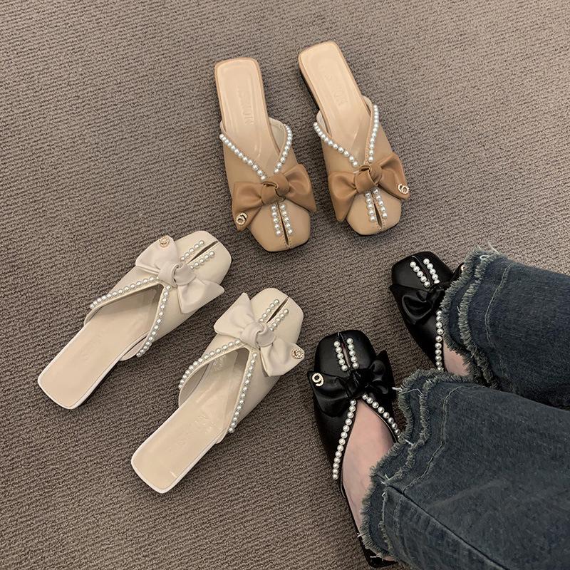 Wrapped toe half slippers women wear 2025 new Korean bow pearl flat soft-soled fish mouth slippers in summer
