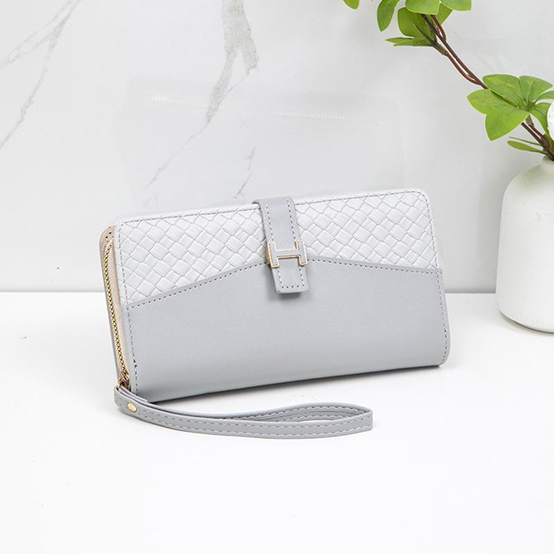 Women's Tri-Fold Minimalist Wallet: Fashionable and Functional Long Clutch with Zipper and Snap Closure, Multiple Card Slots