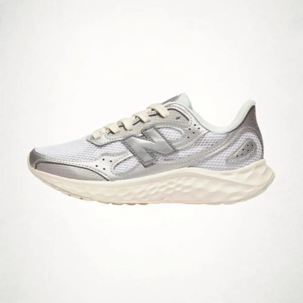 New Balance Arish V4 WARISTS4 - S4 1640391 220