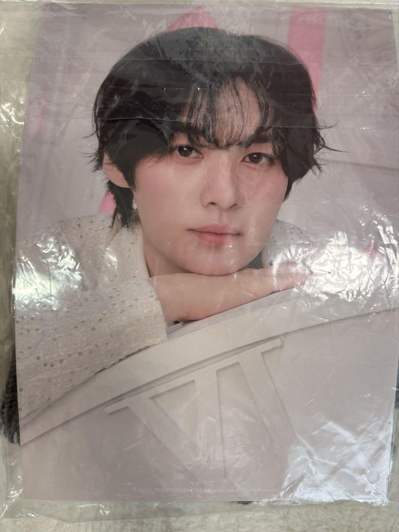 

[Б/У] Шапка-бини с постером с фан-встречи Stray Kids Reno