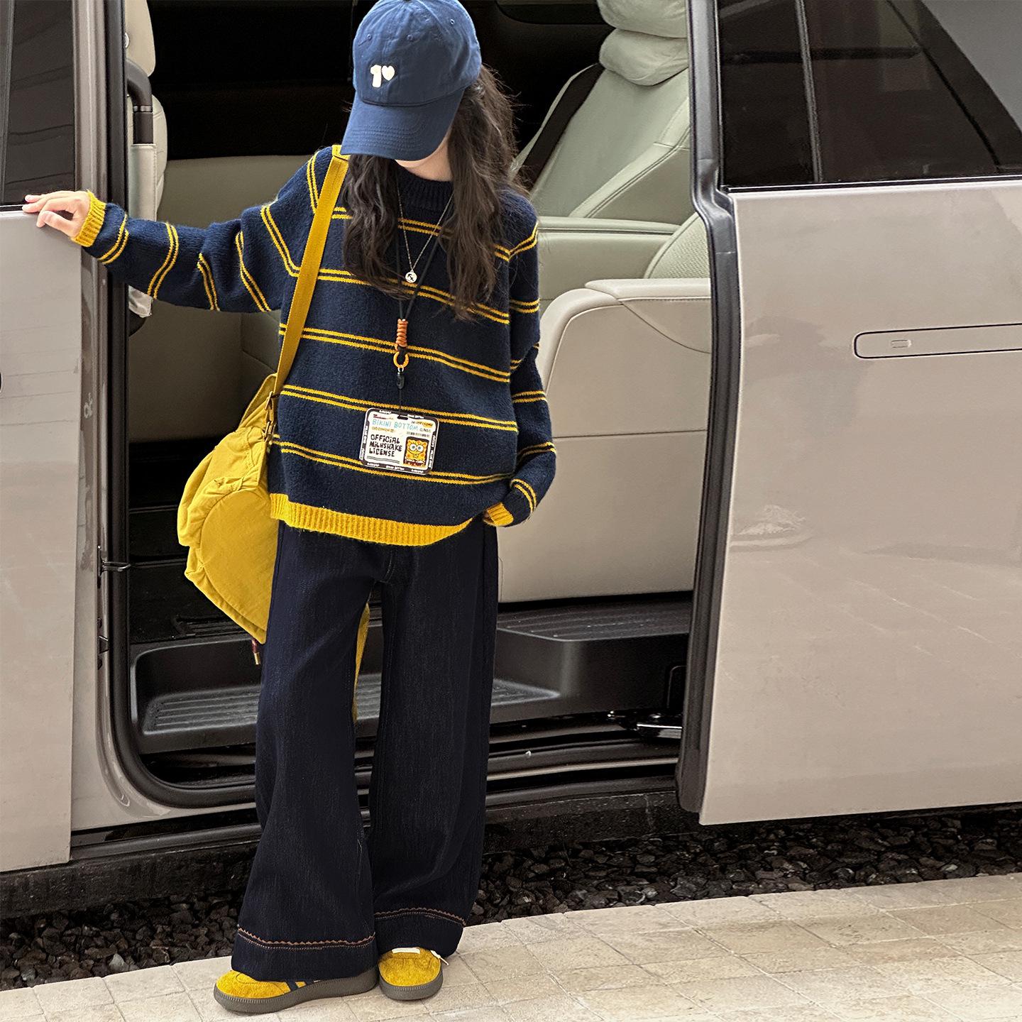 

2025 Свитер из шерсти в полоску и с цветовыми блоками для девочек - Модный осенне-зимний трикотаж для детей среднего и старшего возраста 130cm