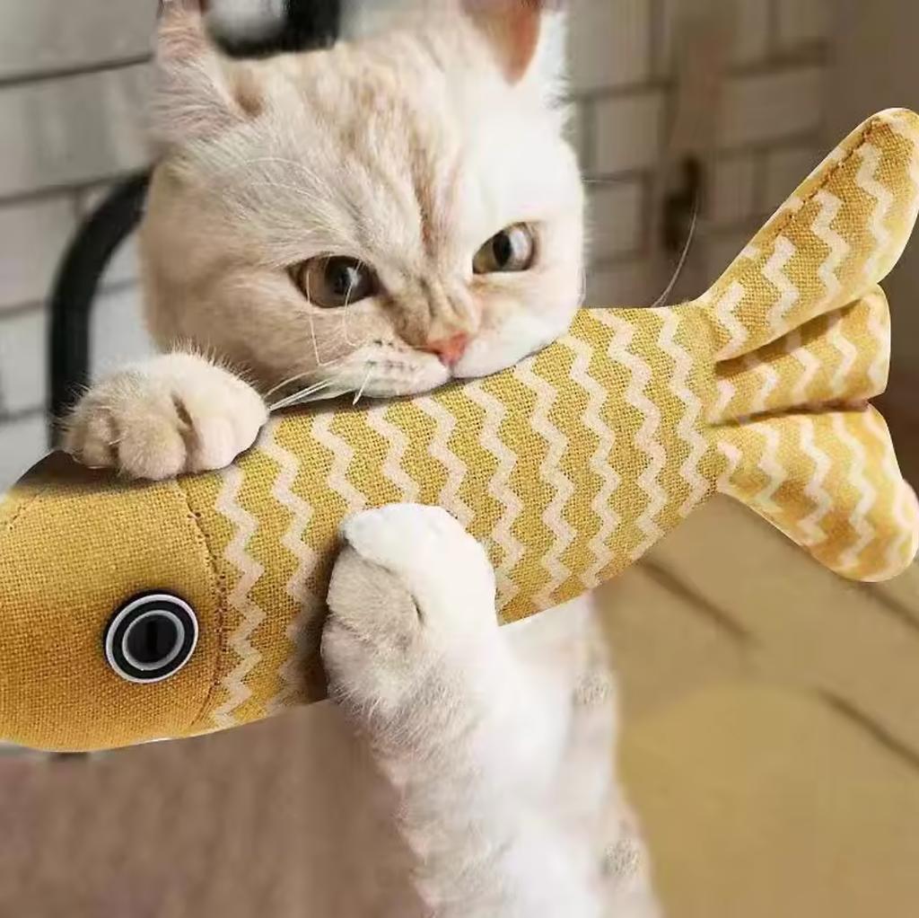1pc Pet Toys Cat Chew Toys Linen Fish Pillow Chew Training Toy Simulation Fish Puppet Pet Supplies