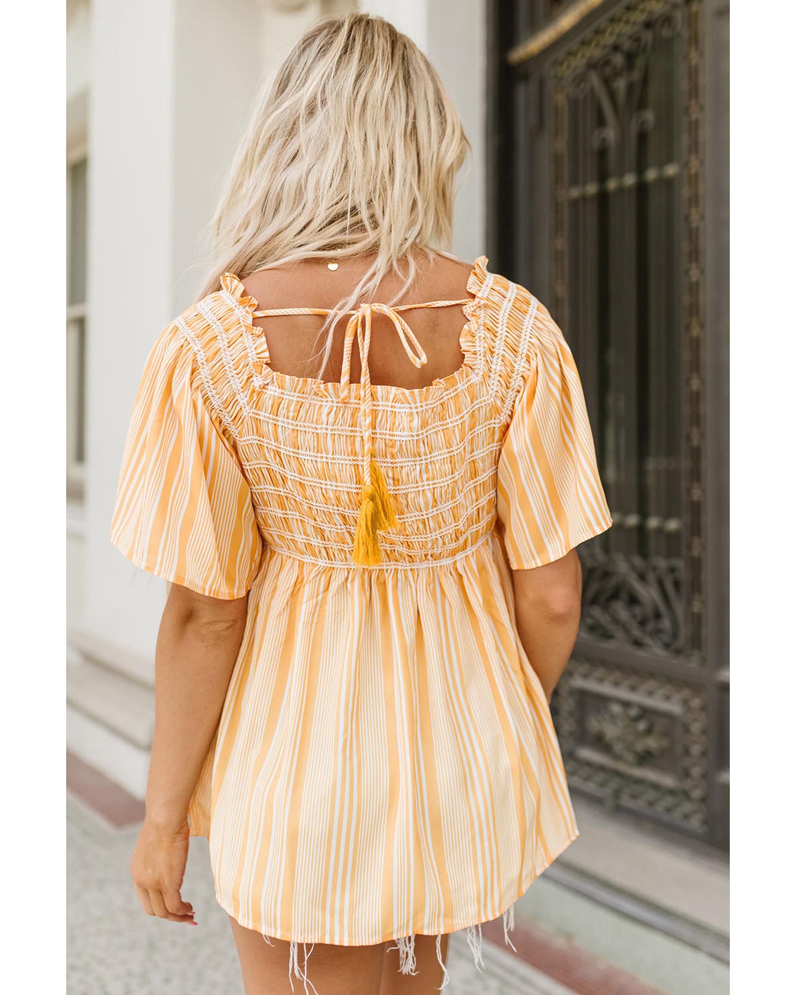 

Azura Exchange Smocked Flowy Blouse S жовтий