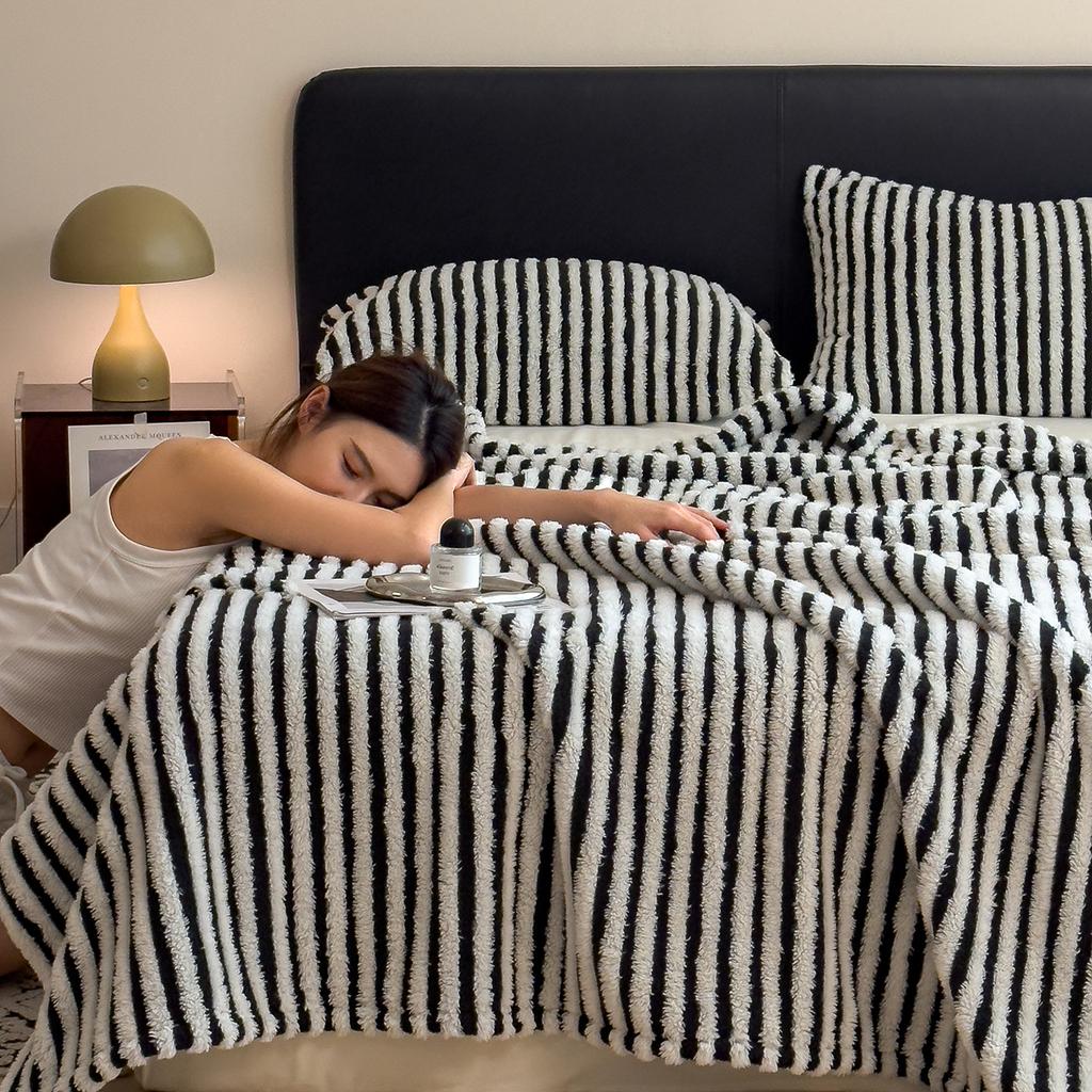 Imitation Rabbit Plush Striped Blanket Fluffy Soft Fleece Throw Blanket for Sofa Single Double Spring Autumn Warm Bed Blankets