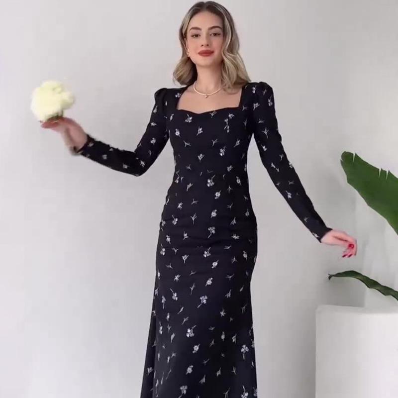 Rochii cu mânecă lungă, temperament, care slăbesc talia pentru femei