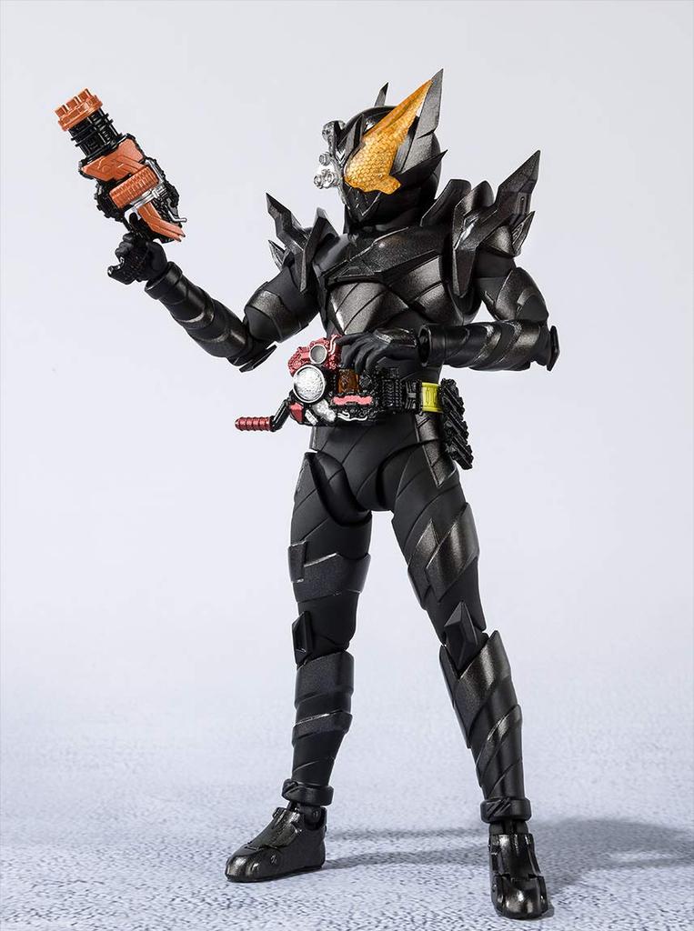 Tamashii Nation 2018 Kamen Rider Build Rabbit Tank Hazard Form PVC ABS Painted Movable Figure S.H.Figuarts &