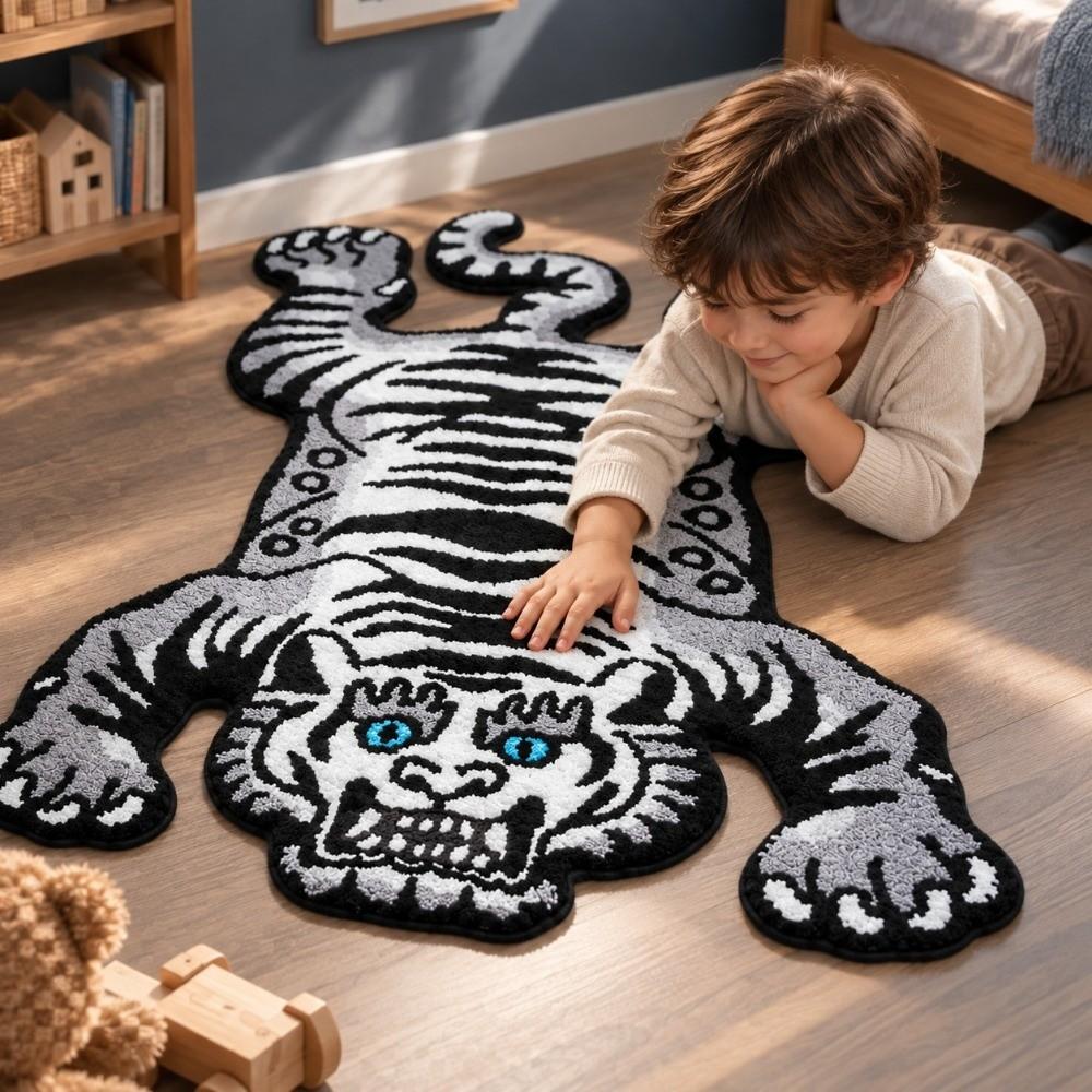 2D Tiger Area Rug Imitation Cashmere Cartoon Carpet Cute Home Decor Carpet  Bedrooms
