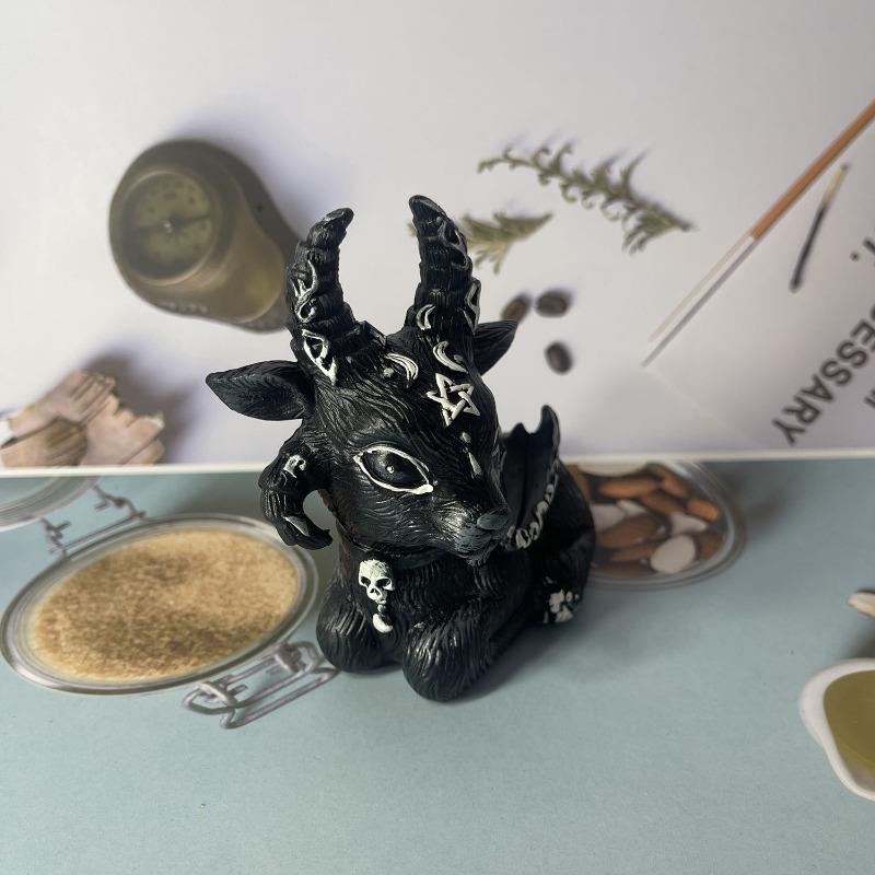 Halloween Cat Frog Ghost Animal Resin Art Craft Cute Desk Home Decoration Gift for Halloween Party Christmas Collection Display