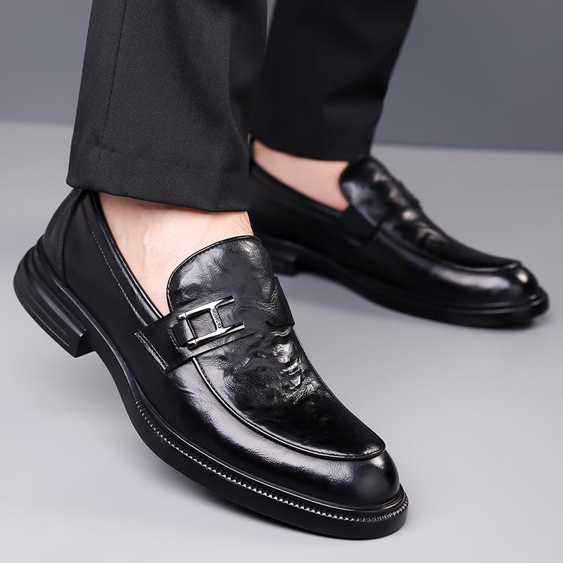 Fashion British Leather Slip-on Business Dress Shoes for Men Fashion New Soft-soled Men‘s Loafers Designer Increase Male Wedding Shoes