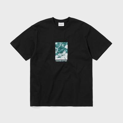 Dit Is Nooit Die Buitenruimte T-shirt Zwart