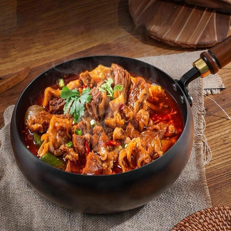Large Capacity 24cm Chinese Cast Iron Cooking Pan Nonstick Coating For Healthy Frying And Stewing